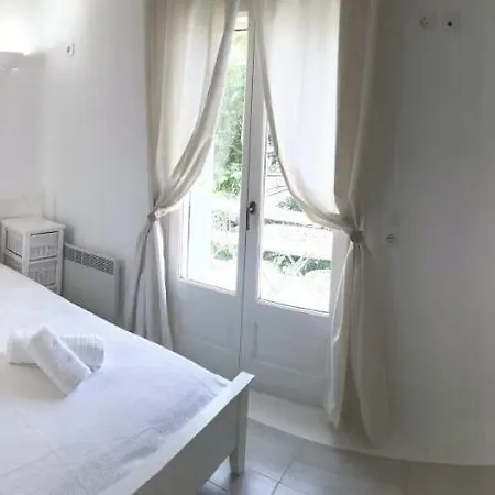 Mykonian Luxurious Maisonette Villa Platys Gialos (Mykonos)
